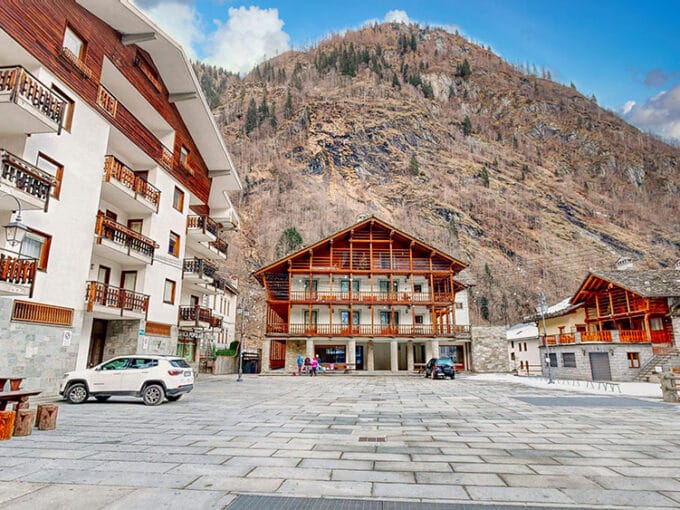 Algagna Valsesia Piedmont apartment for sale bn 02072 100
